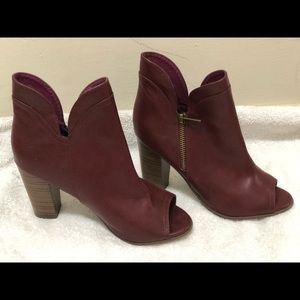 Beckelle’s platform boot